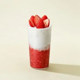 딸기 듬뿍 라떼